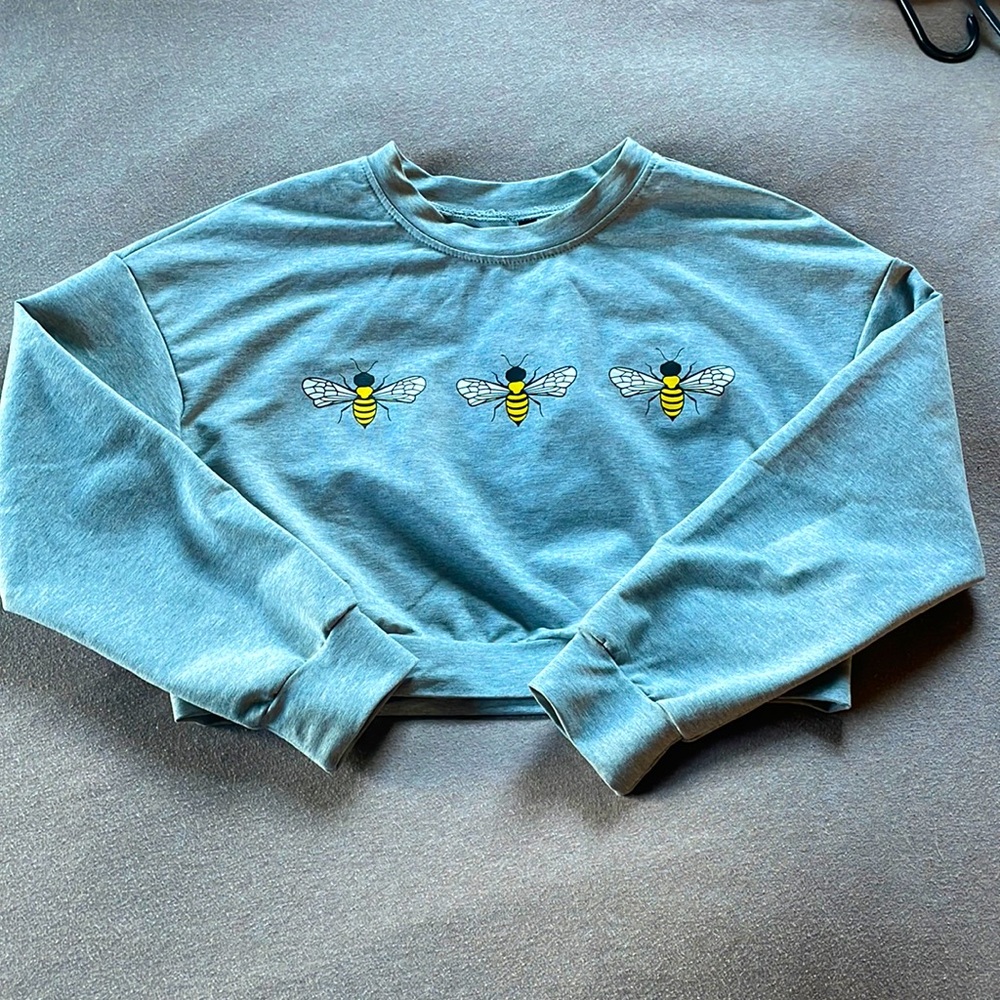 Honey Bee Cropped Top // Never Been Worn!